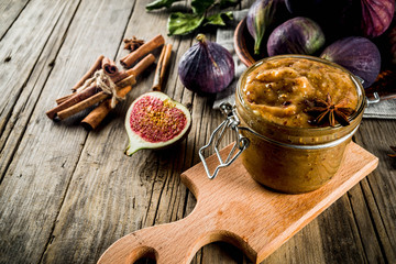 Homemade figs jam
