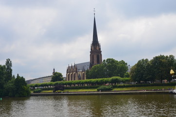 Fototapeta na wymiar Church of Three Kings, Frankfurt