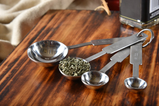 Dried Basil