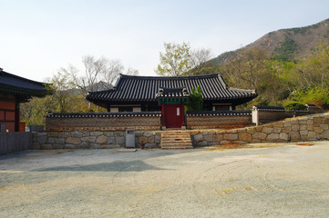 Dogapsa Buddhist Temple