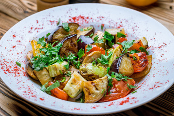 Salad of baked vegetables