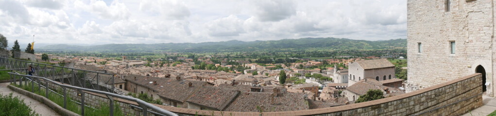 Fototapeta na wymiar Gubbio - panorama dagli orti della cattedrale di San Mariano e Giacomo