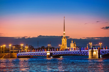 Obraz premium Петропавловская крепость и Дворцовый мост Peter and Paul Fortress and the Palace Bridge