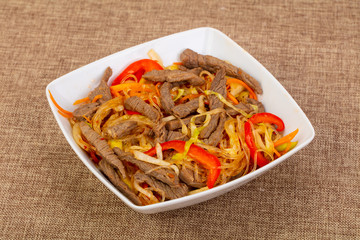 Glass noodle with beef and vegetables