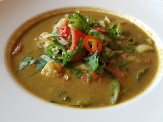 thai noodle broth