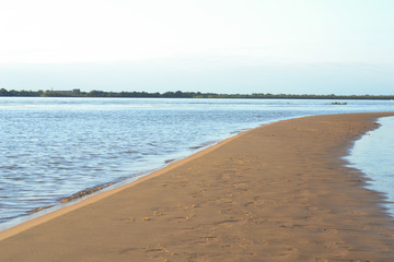 Obraz premium Playa del rio Paraná