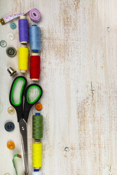 Border of sewing accessories