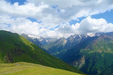 Obraz premium Hiking trail leading from Mestia to Koruldi lakes in Upper Svaneti region, Georgia