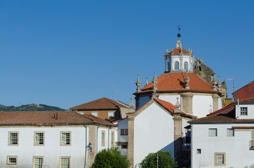 Iglesia de San Juan de Dios, en la ribera del rio Tamega, Chaves. Portugal.
