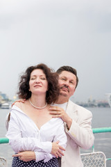 Obraz premium middle-aged couple hugs feelings emotion sensual true love