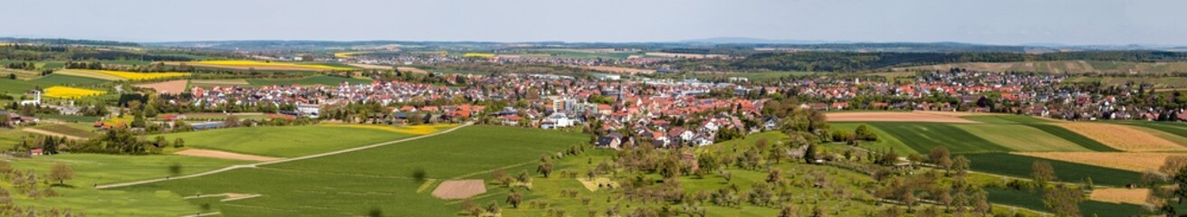 Fototapeta na wymiar Panorama von Oberderdingen und Flehingen