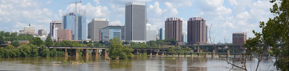Fototapeta na wymiar Richmond city view