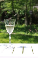 wine glasses in an open air restaurant