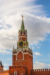 Fototapeta premium Spasskaya tower of the Kremlin in Moscow