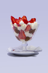 frutillas dulce de leche y crema