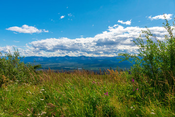 Obraz premium Dempster Highway Traverses Through The Yukon And Northwest Territories, Canada