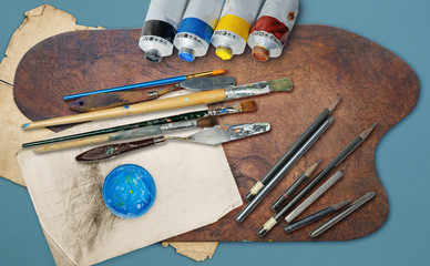 Artist's equipment