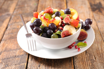 bowl of fruit salad