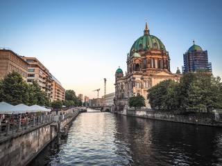 Fototapeta na wymiar Berlin Cathedral at sunset, river view