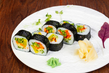 Japanese roll with vegetables