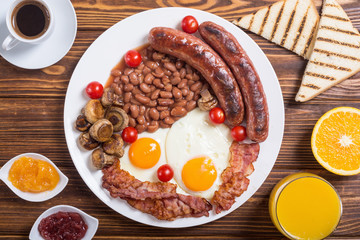 Healthy balanced english breakfast