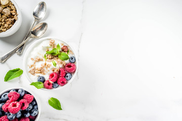 Yogurt with granola and berries