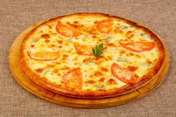 Pizza Margarita with cheese