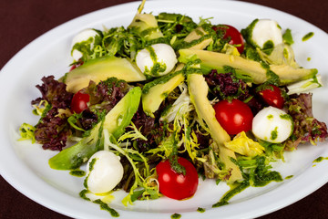 Salad with avocado