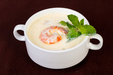 Prawn cream soup