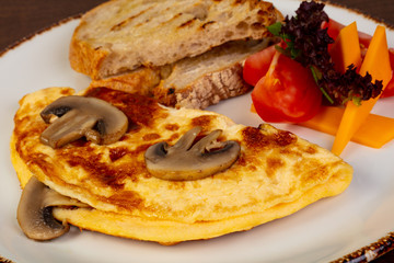 Omelet with mushrooms