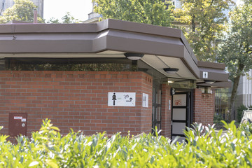 Öffentliche toiletten Häuschen in Baden-Baden