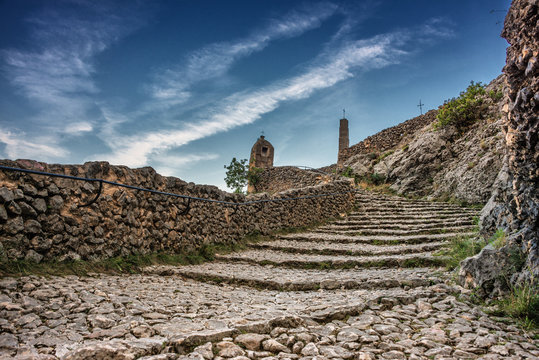 Kreuzweg in Moustiers-Sainte-Marie in der Gorges du Verdon 
