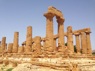 Fototapeta na wymiar Valle dei Templi Agrigento CIcily
