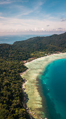 Vista aerea de Pulau perhentian Besar, Malasia.