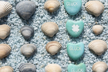 glück, Strand, Muscheln, Muschel, Herzmuschel,  Meer, Urlaub, glückssymbol,  liebe, herz, freude, türkis, urlaub, strand, herzen