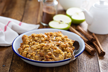 Caramel apple crumble
