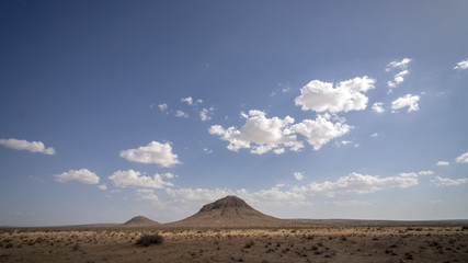 Fototapeta na wymiar Mojave, Mojave Desert California, Butte, Desert Mountain, Mountain, california