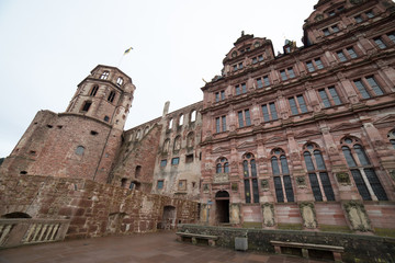 Fototapeta na wymiar Close view of the ancient ruin and castle of Heidelberg in Germany