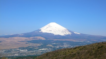 残雪の富士山