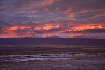 Fototapeta premium Laguna Tebenquiche Atacama Chile - Tebenquiche Lagoon Atacama Chile