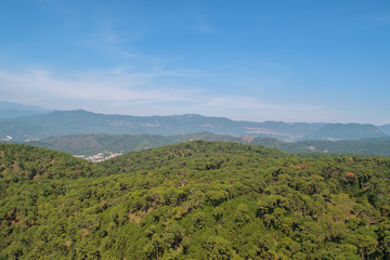 Obraz premium Panoramic view of Valle dde Bravo's lake at Mexico