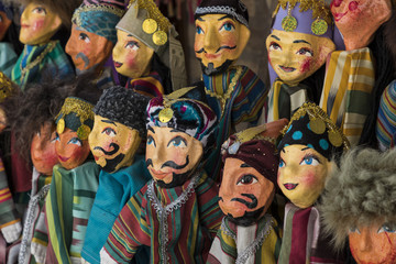 Obraz premium Traditional oriental doll in Bukhara Bazaar, Uzbekistan