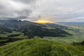 Obraz na płótnie Canvas Abendstimmung auf dem Alpsigel im Alpstein