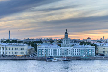 Obraz premium St. Petersburg from the roof, the river Neva and Kunst camera