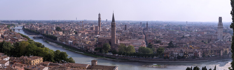 Obraz premium Panorama of the Italian city of Verona at sunset