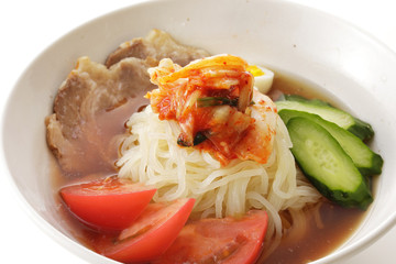 冷麺　Cold noodle