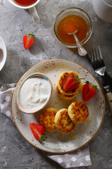 Morning Sweet cheese pancakes with berry