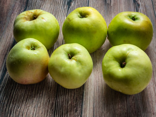 Fresh green apples ready to eat