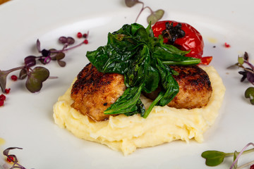 Chicken cutlet with mushed potato