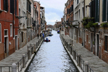 Fototapeta na wymiar Canal, Fondamenta Soranza delle Fornaci, Nähe Kirche Santa Maria della Salute, Venedig, Venetien, Italien, Europa